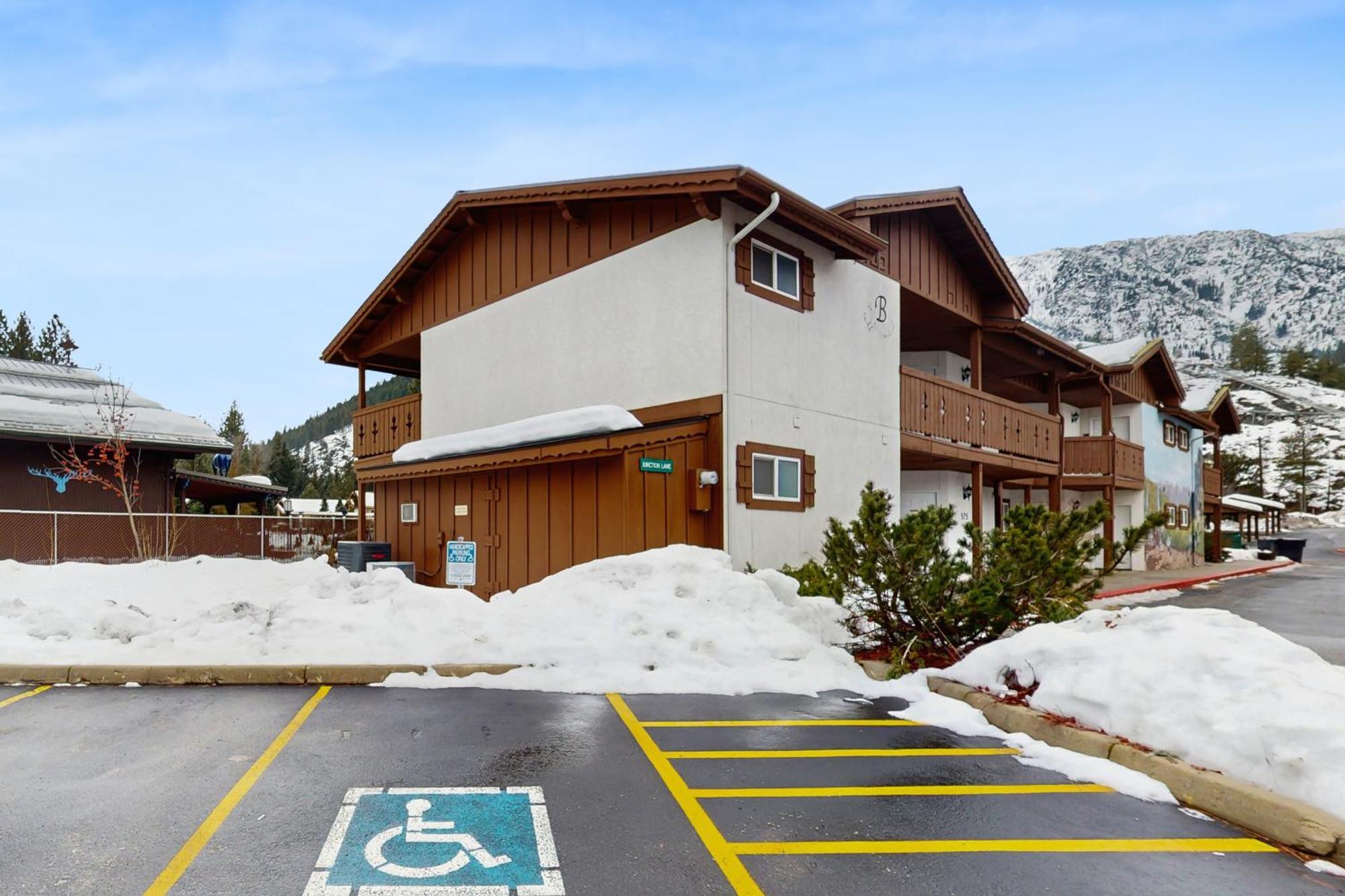 Icicle Village Resort 402: Juniper Studio Leavenworth Eksteriør billede